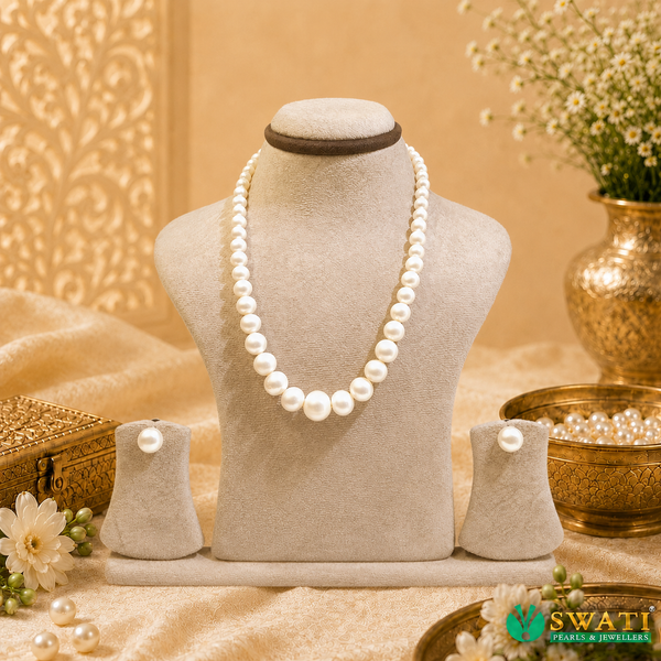 White Pearls Round Shape Graded Mala