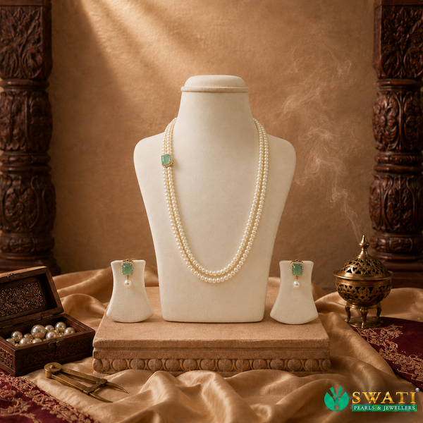 White Pearls Lite Green Stone Set