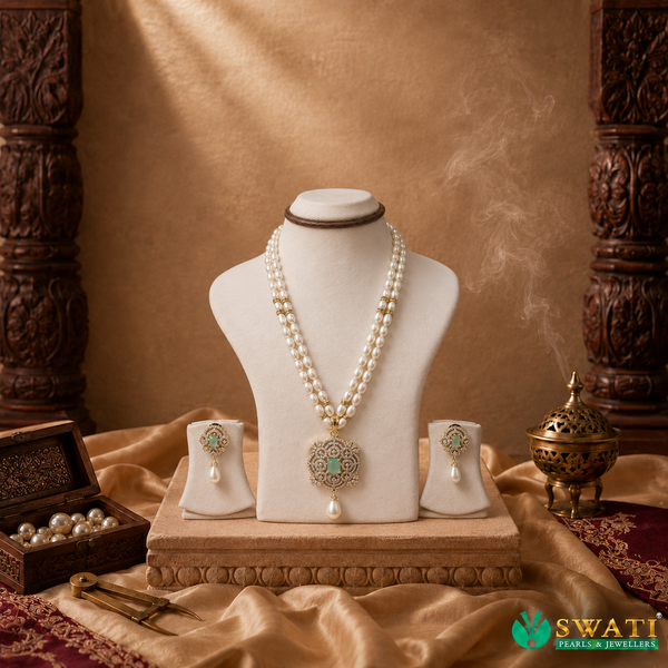 White Pearls Lite Green Stone Set
