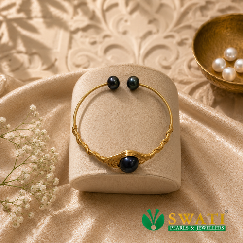 Black Pearl Bracelet