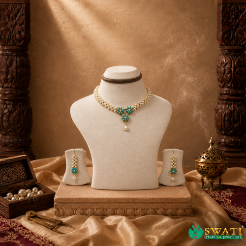 White Pearls With Tarquice Short Necklace Set