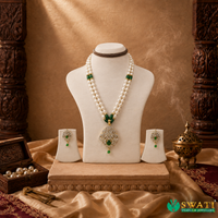 Green Stone With White Pearl Set