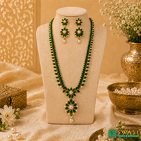 Green Stone With Pearls Long Chain